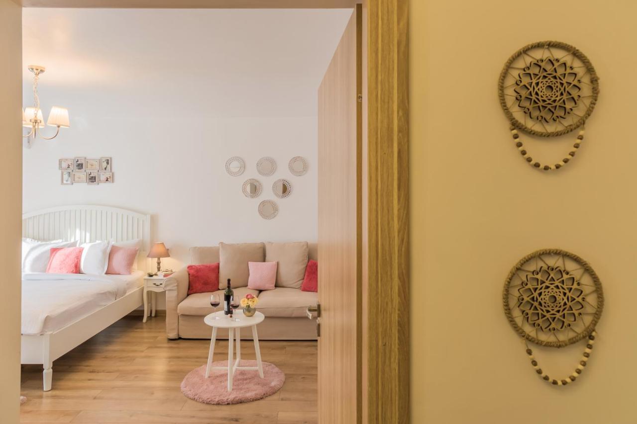 Studio T By Mrg Apartments บูคาเรสต์ ภายนอก รูปภาพ