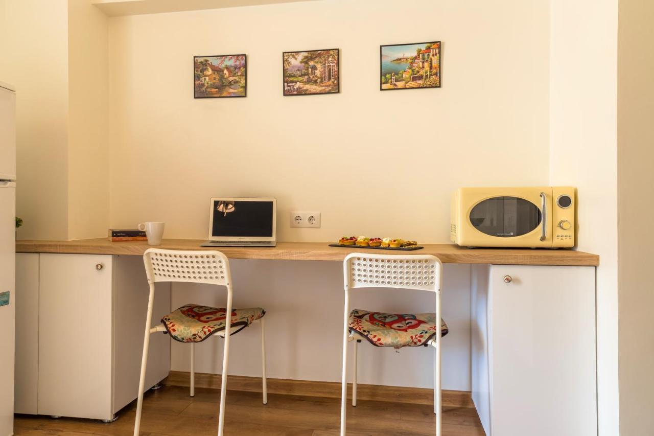 Studio T By Mrg Apartments บูคาเรสต์ ภายนอก รูปภาพ
